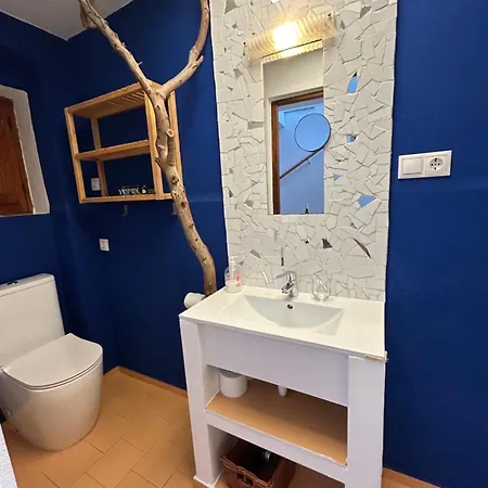 Charming House In The Historic Old Town * Аликанте
