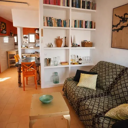 Βίλα Charming House In The Historic Old Town