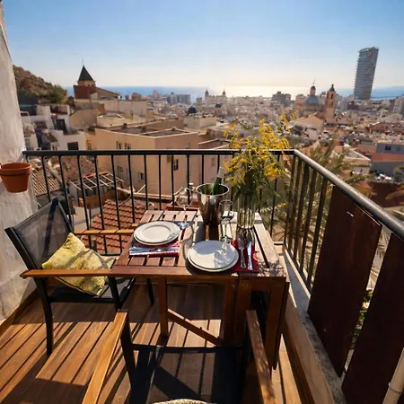 Charming House In The Historic Old Town * Αλικάντε