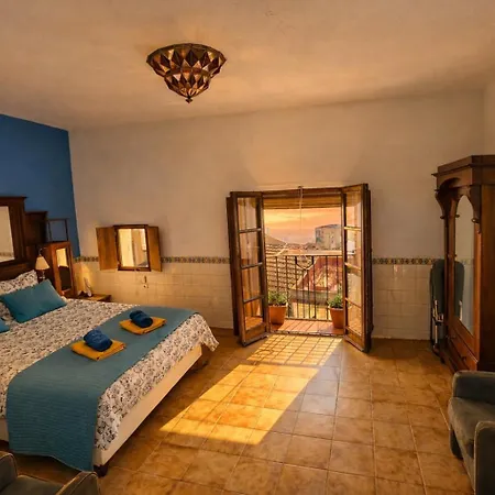 Charming House In The Historic Old Town Βίλα *