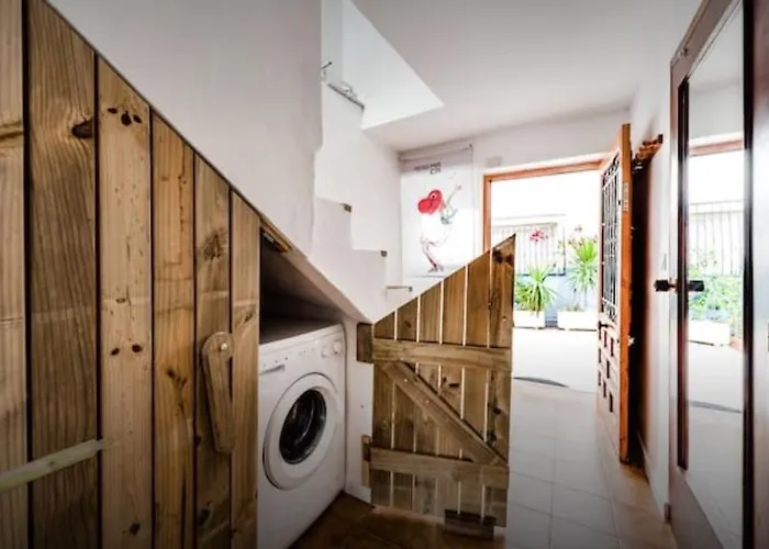 Charming House In The Historic Old Town *